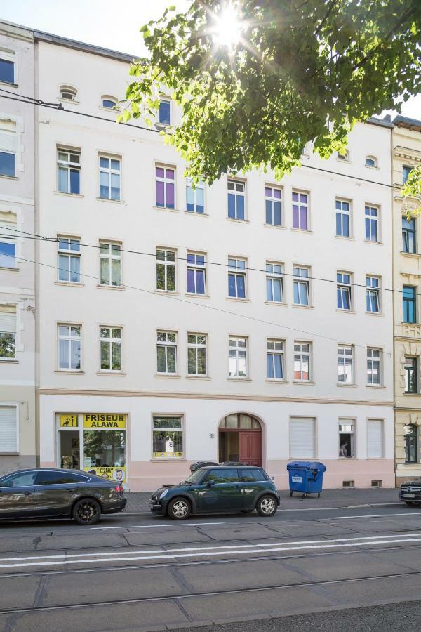 Helle Wohnung Mit Balkon In Grunen Innenhof - W-Lan, 4 Schlafplatze Magdeburg Exterior photo